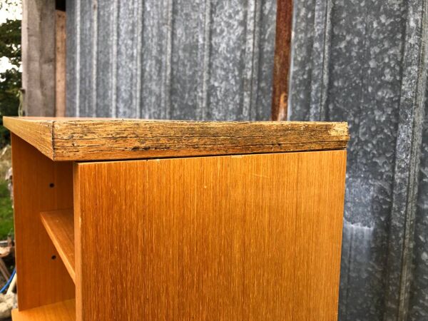 Bibliothèque vintage modulable à 3 caissons.