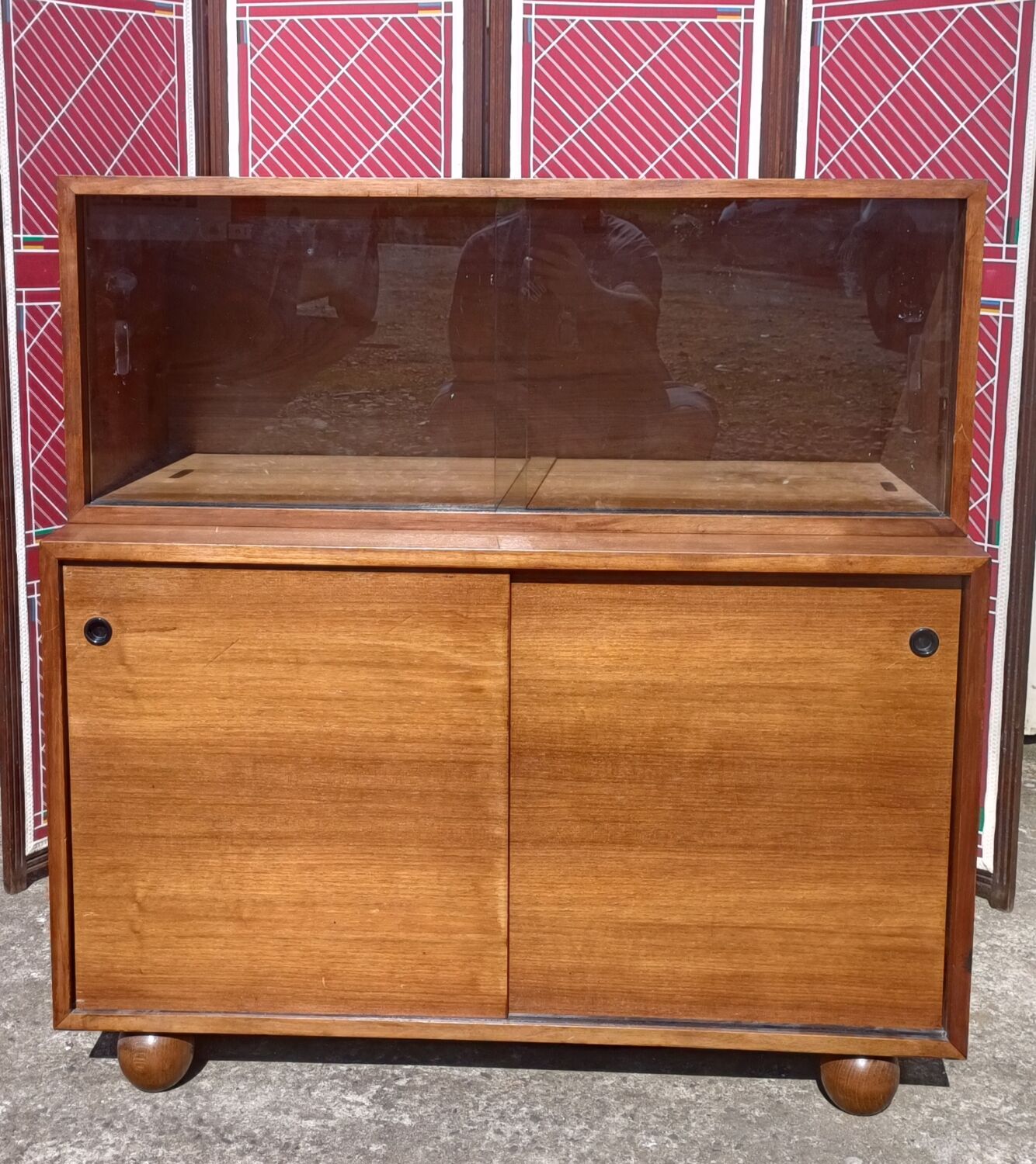 Bar furniture, vintage showcase