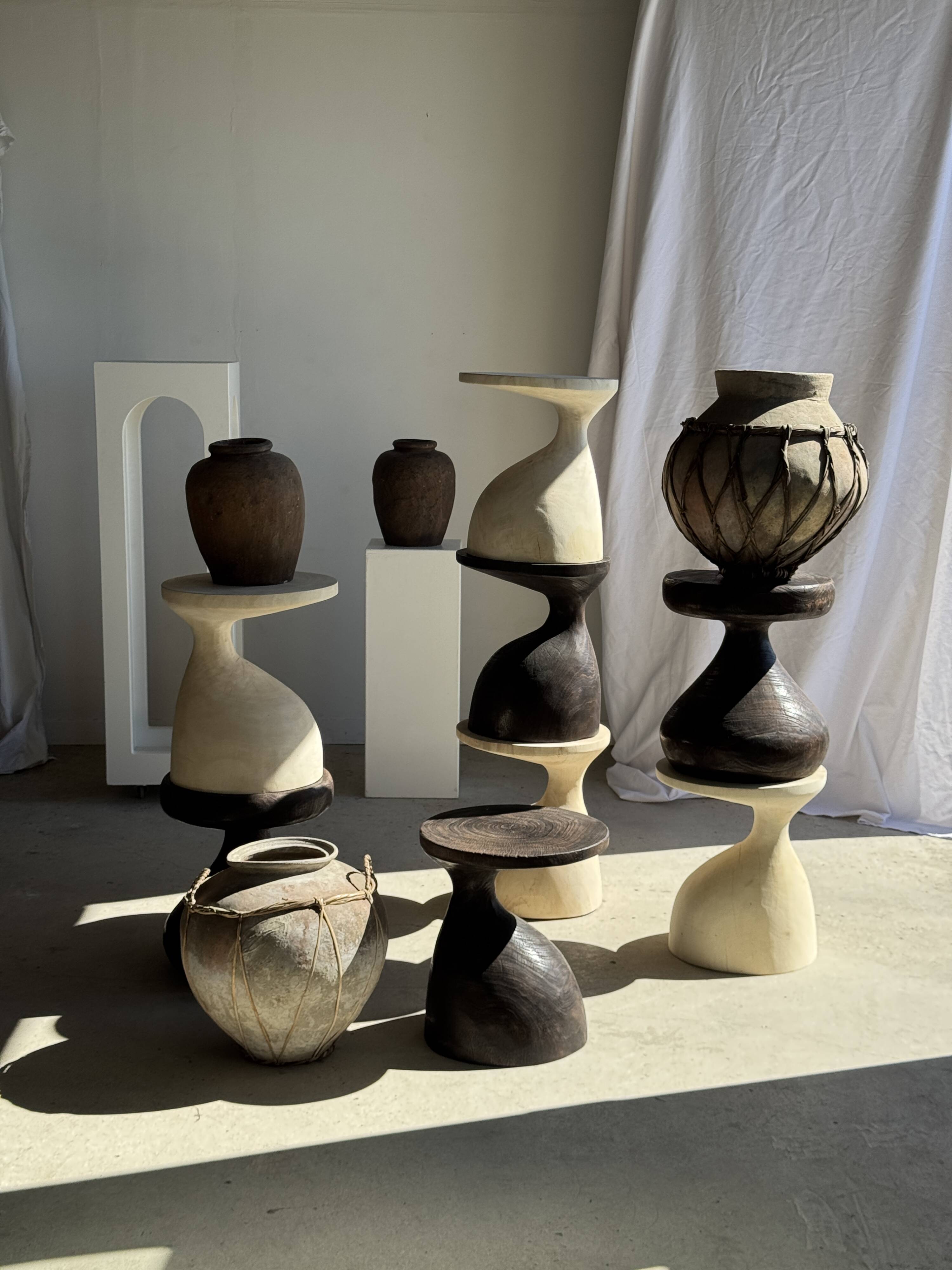 Pawn Brown - Stool, side table in the shape of a brown pawn.