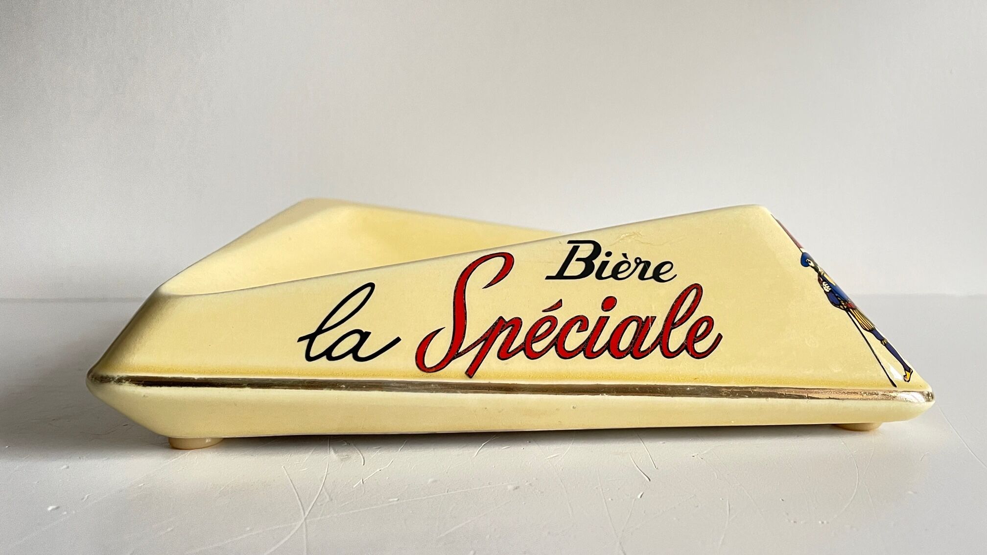 Vintage ceramic bistro ashtray