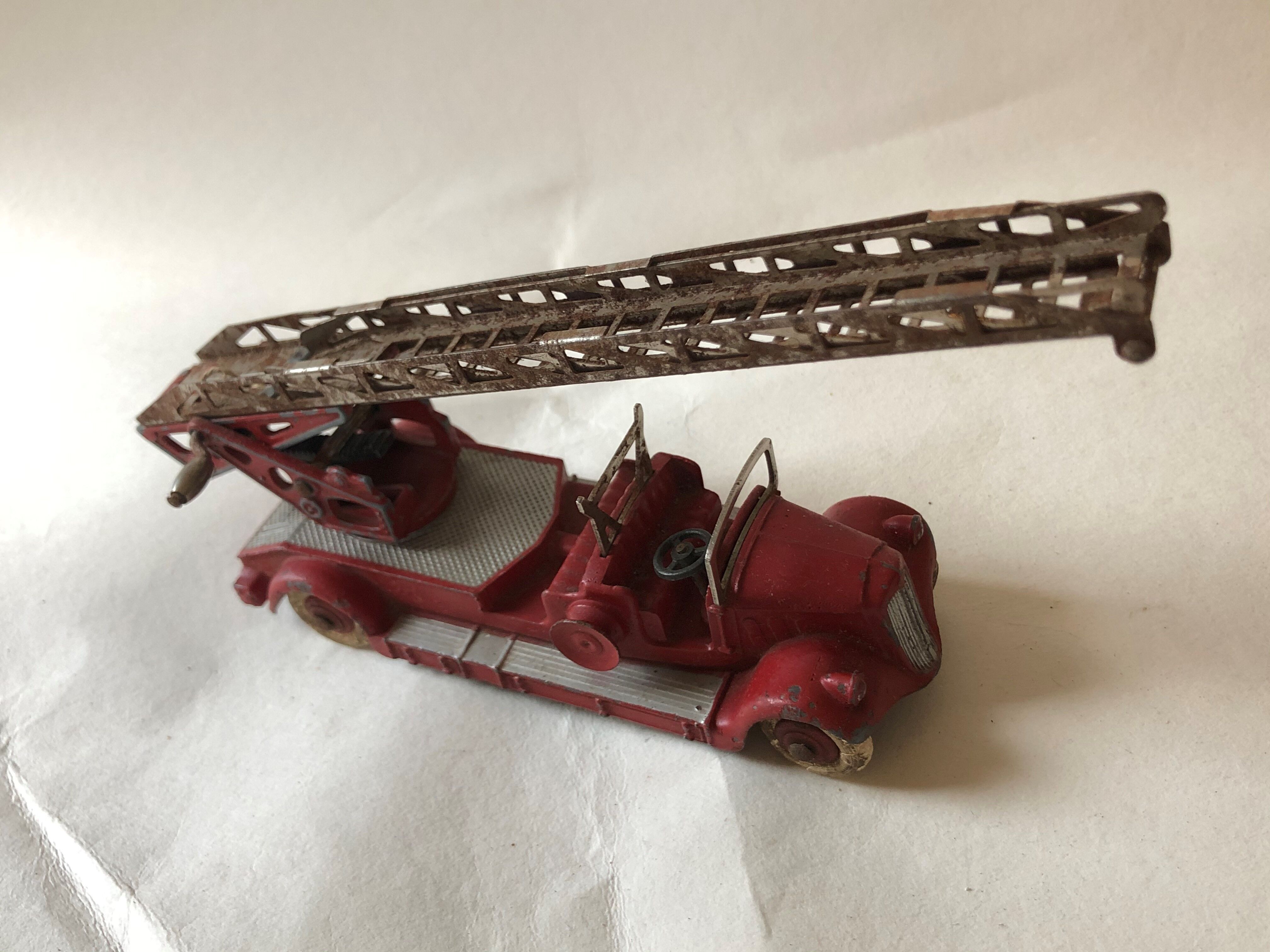 Delahaye Fire Car - Dinky Toys 1950