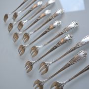 12 fourchettes à huitre métal argenté orfèvre sfam
