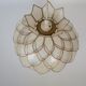Suspension fleur vintage en nacre