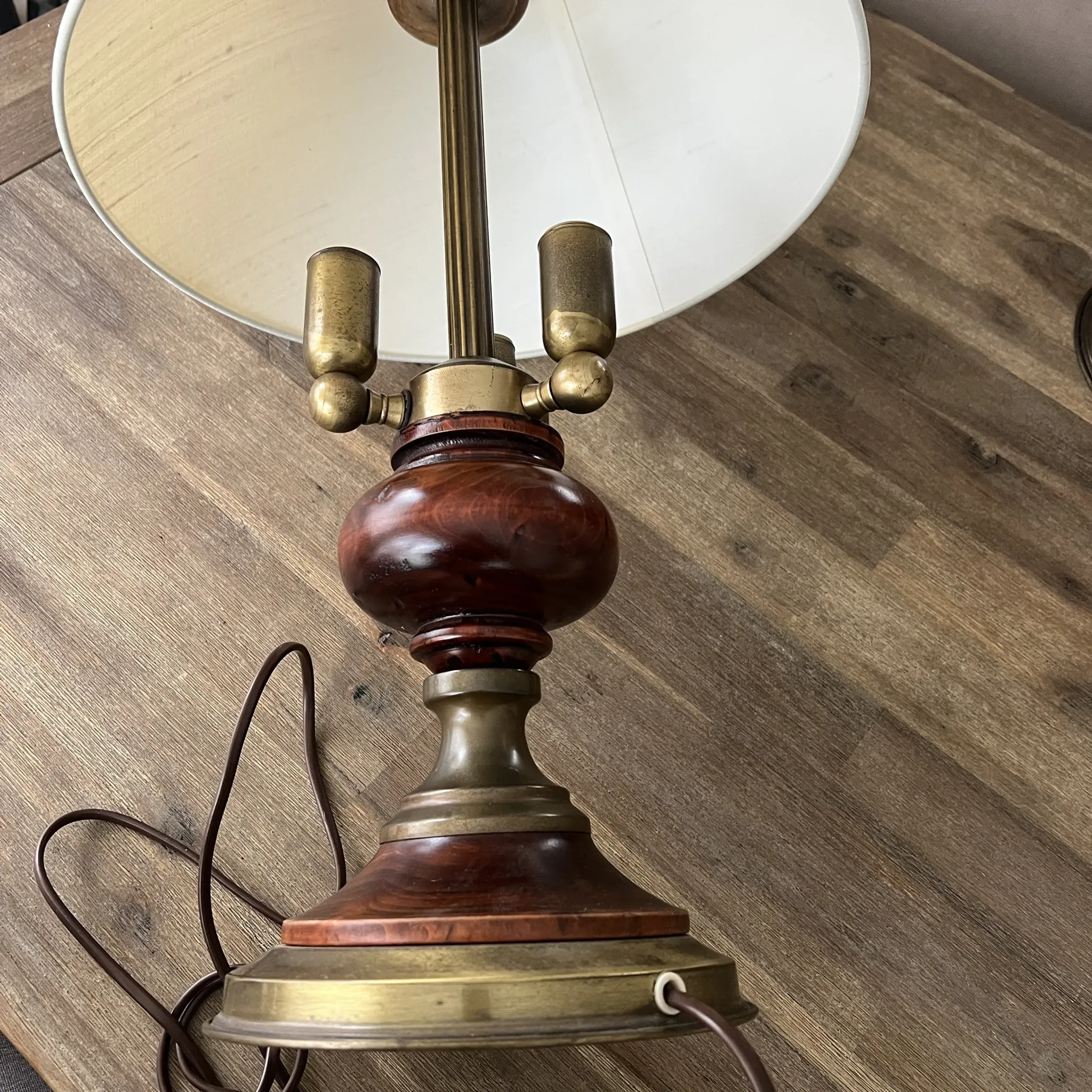Set of 2 vintage lamps
