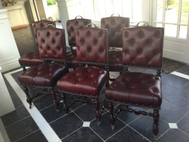 Chaises cuir