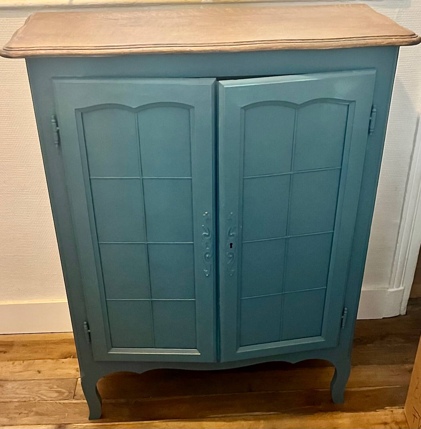 Blue Parisian Buffet