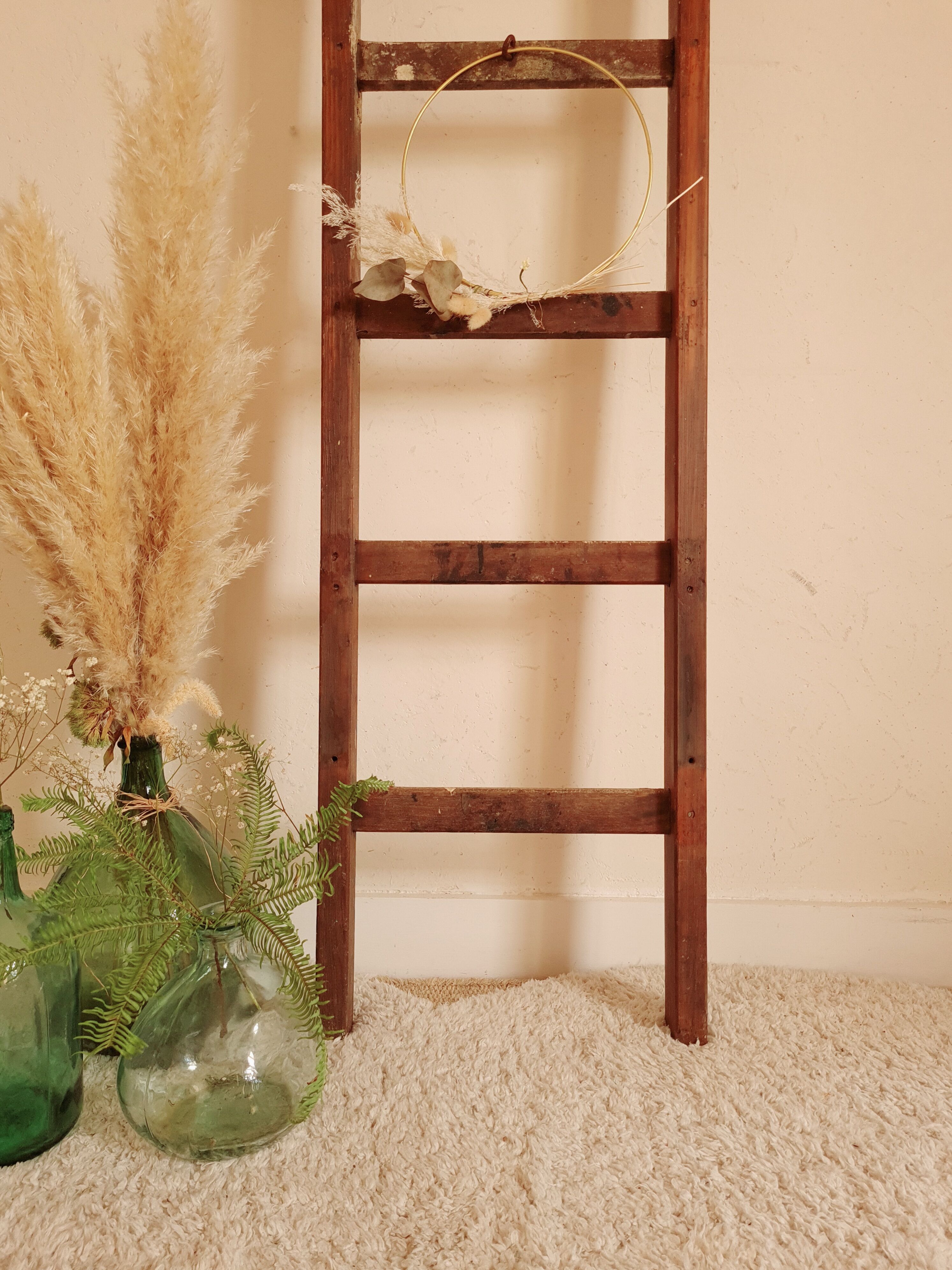 Ancient wooden painter painting scale