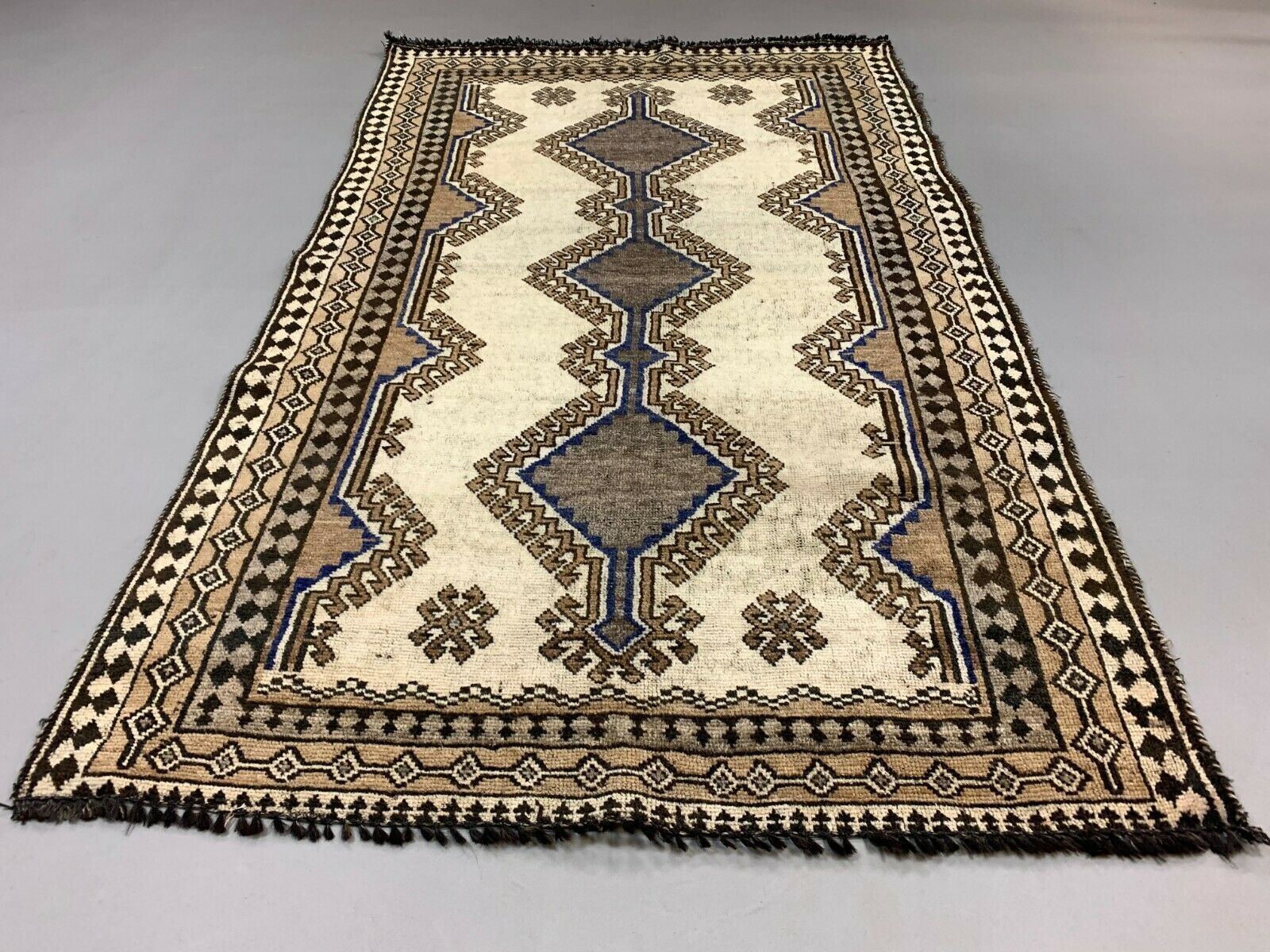 Tribal Luri Gabbeh Rug 215x131 cm