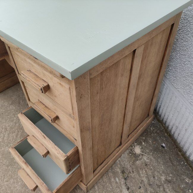 Adult office, administrative office