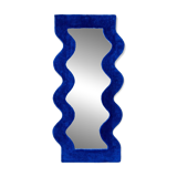 Klein wavy mirror