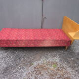 Vintage day bed