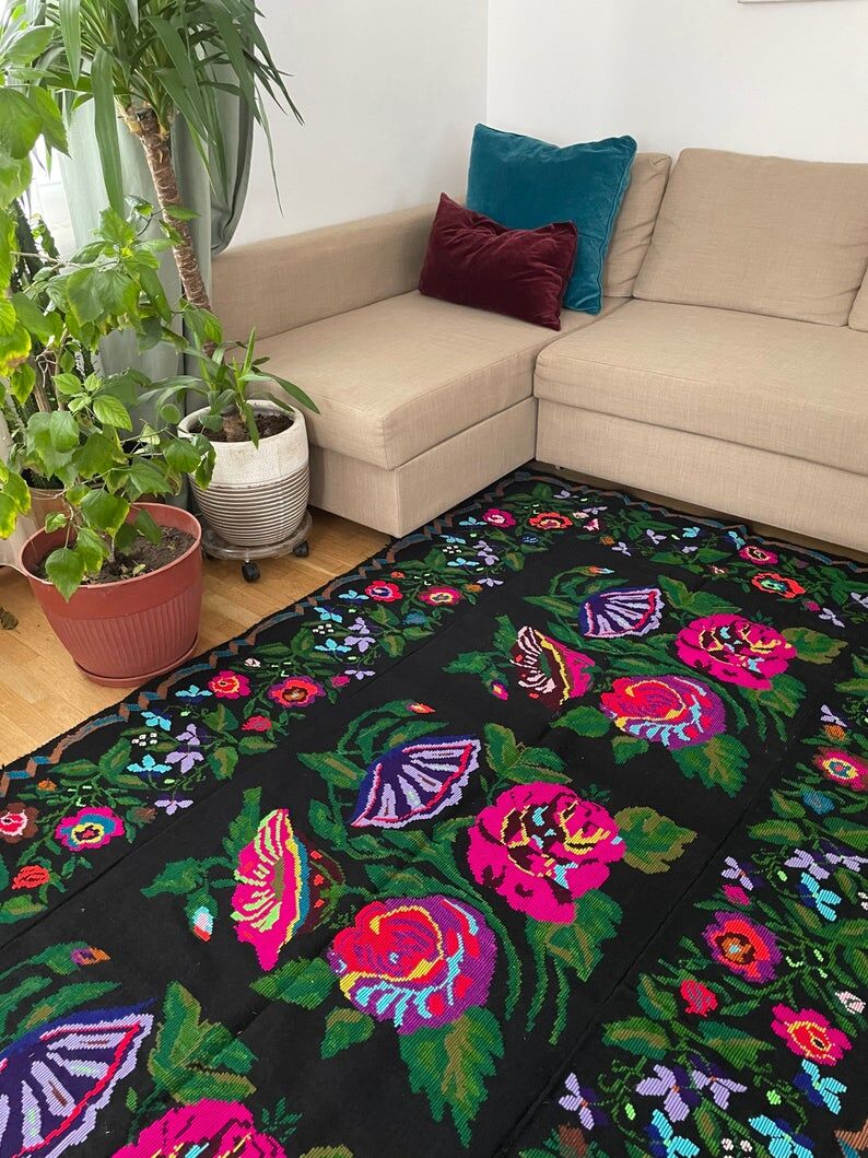 Handwoven Romanian rug with colorful bohemian floral design 294x146cm