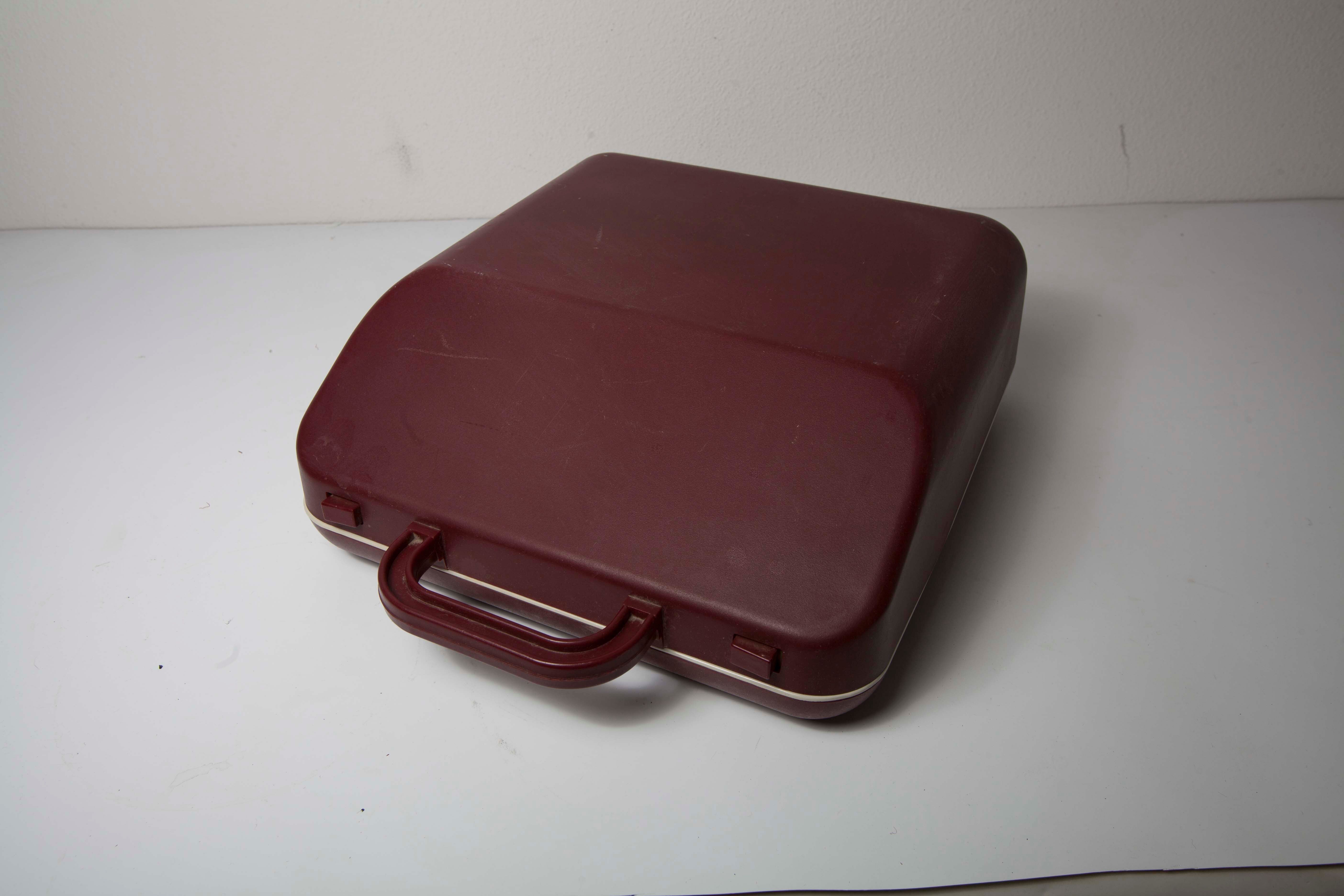 Sheidegger typewriter President by Olivetti