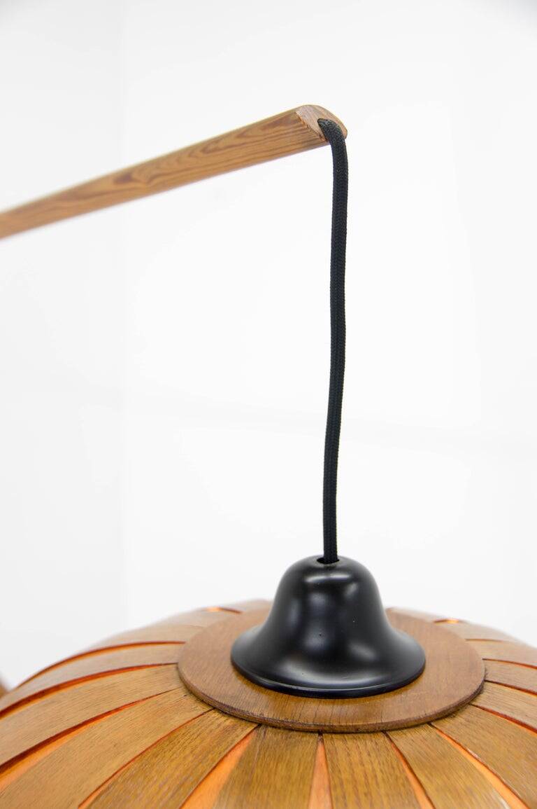 1960s Mid-Century Modern Sculptural Wooden and Veneer Floor Lamp