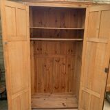 Grande armoire parisienne