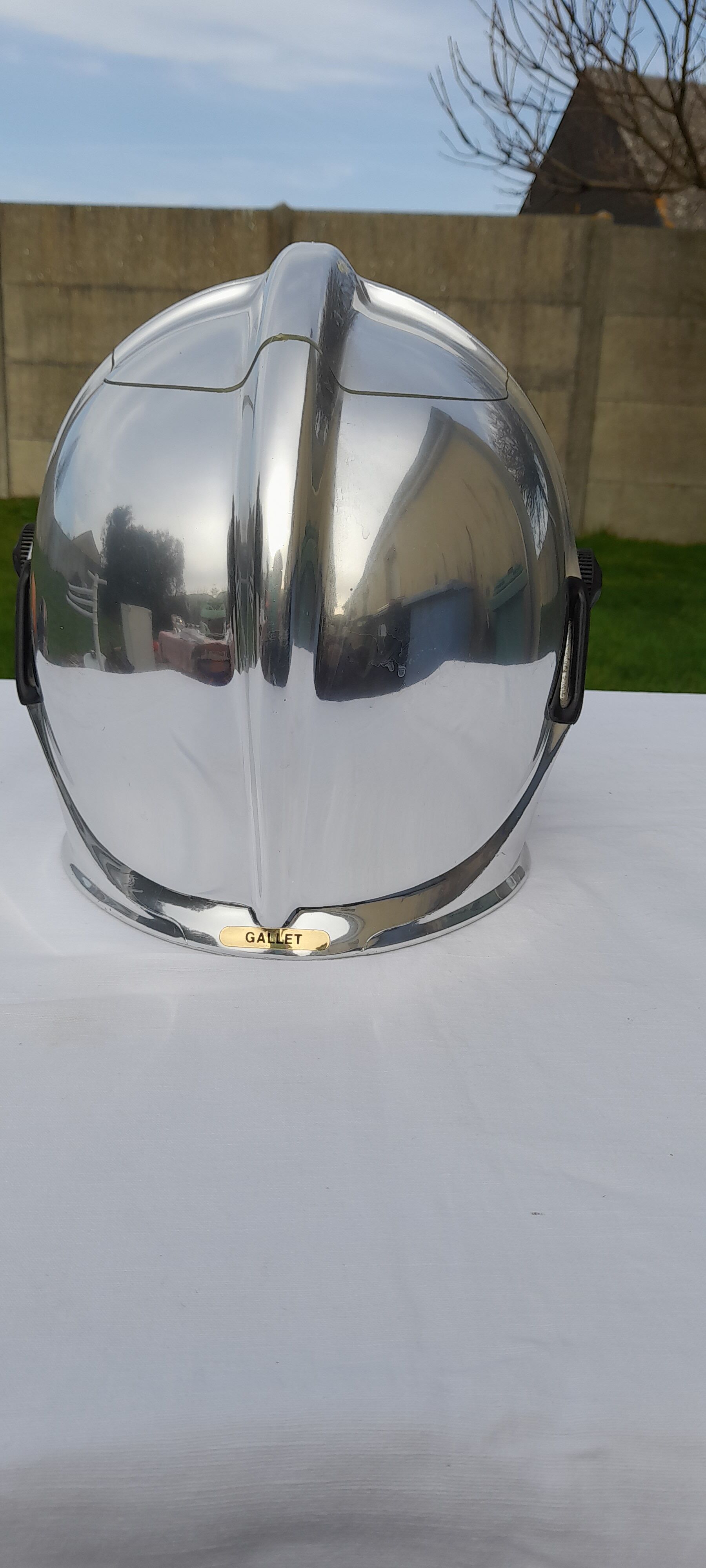 Ice bucket ice Helmet Firefighters Sapper Paris Gallet