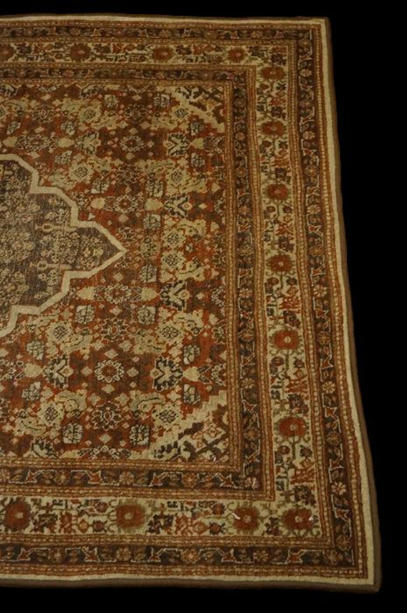 Carpet persian tabriz "hadji jalili" 123 cm x 183 cm, end of the 19 th century