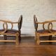 Paire de chaises hongroises en noyer et cuir par Lajos Kozma 1884-1948