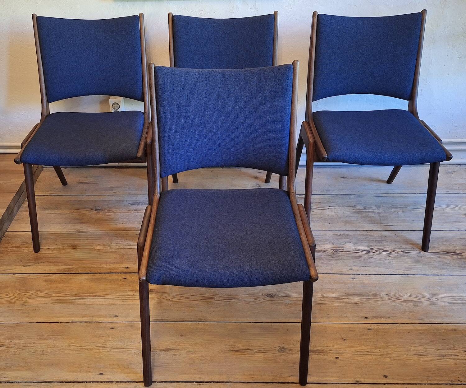 Set of 4 solid teak dining chairs, Denmark 1960s