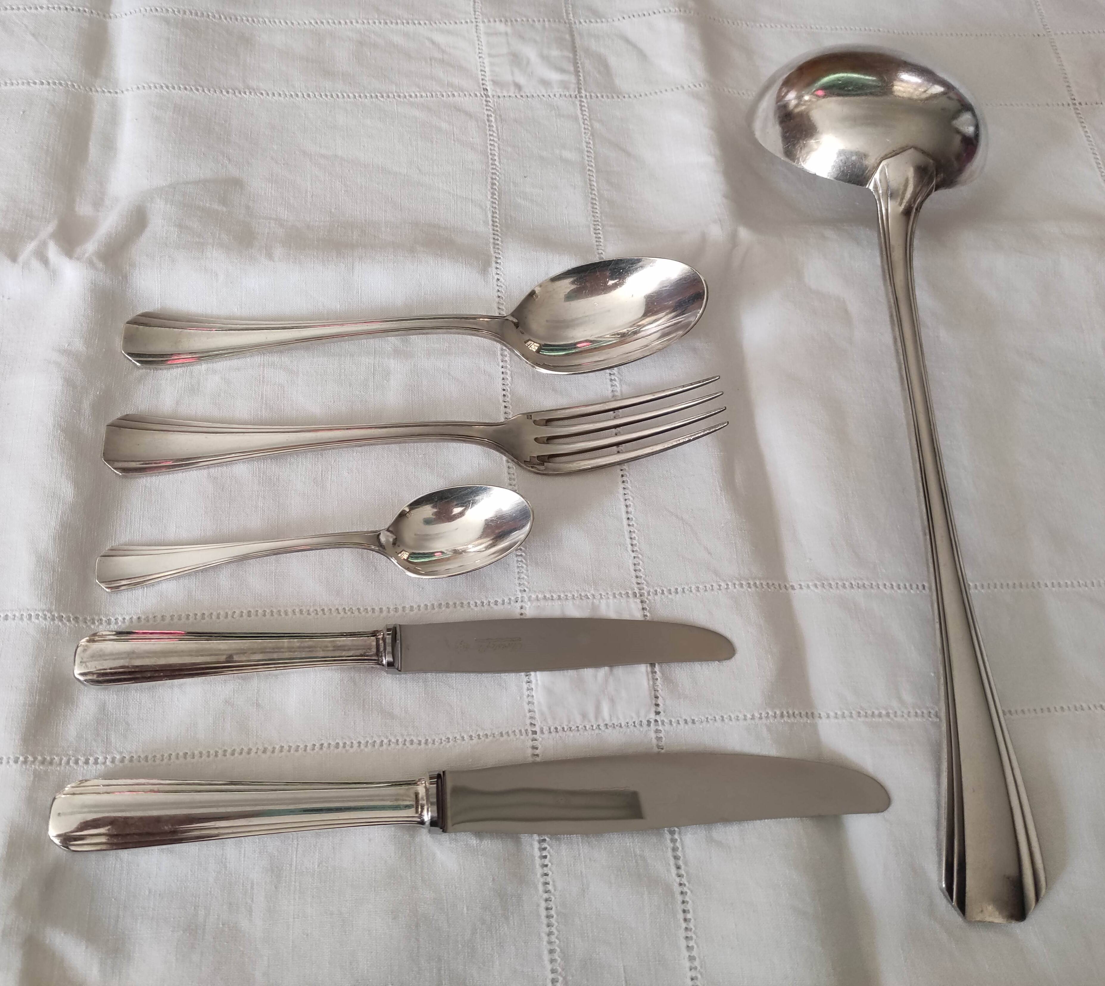 Box 2 drawers household 57 pieces christofle silver metal model "boreal"