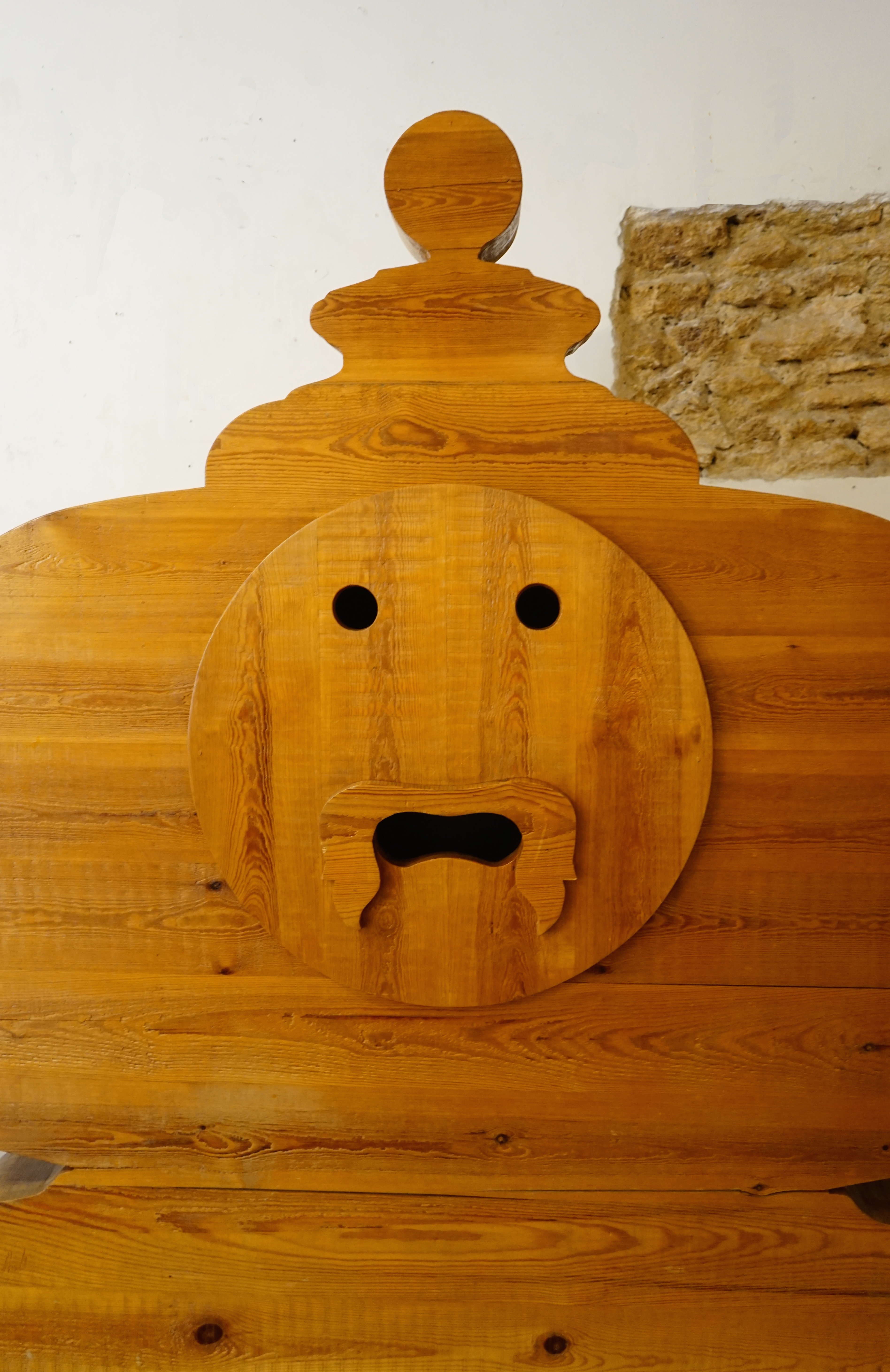 Bed frame of Mario Ceroli «Bocca della Verità»