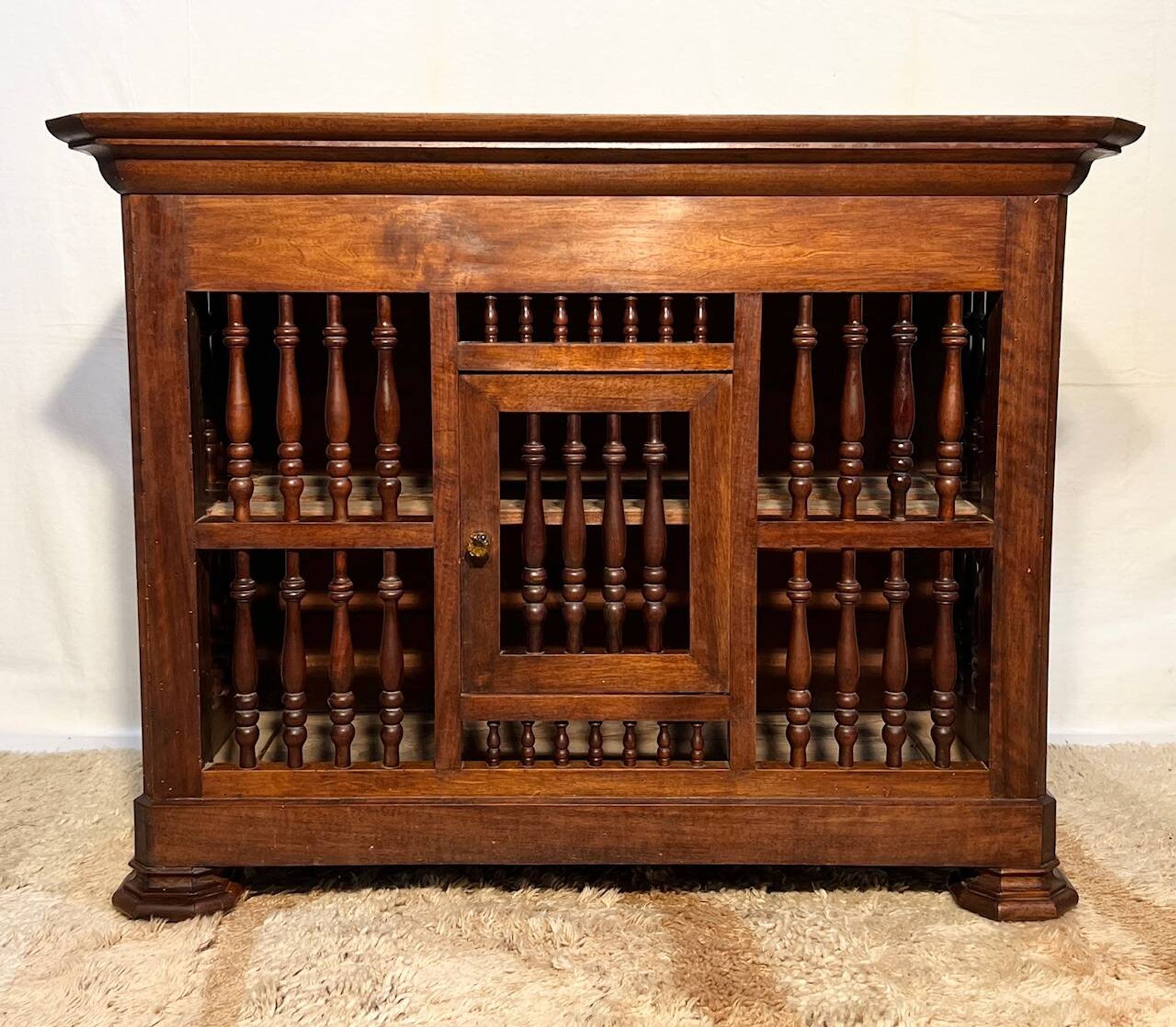 Panetière XIXem Louis Philippe en noyer, buffet, rangement