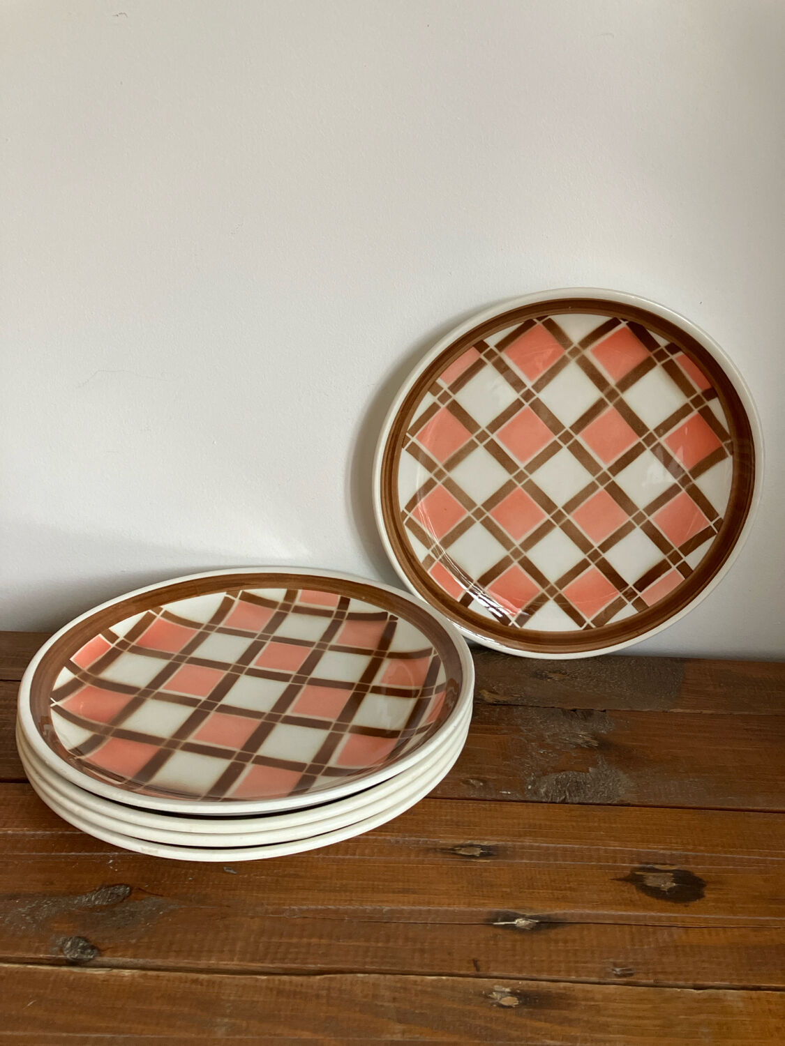 5 dinner plates