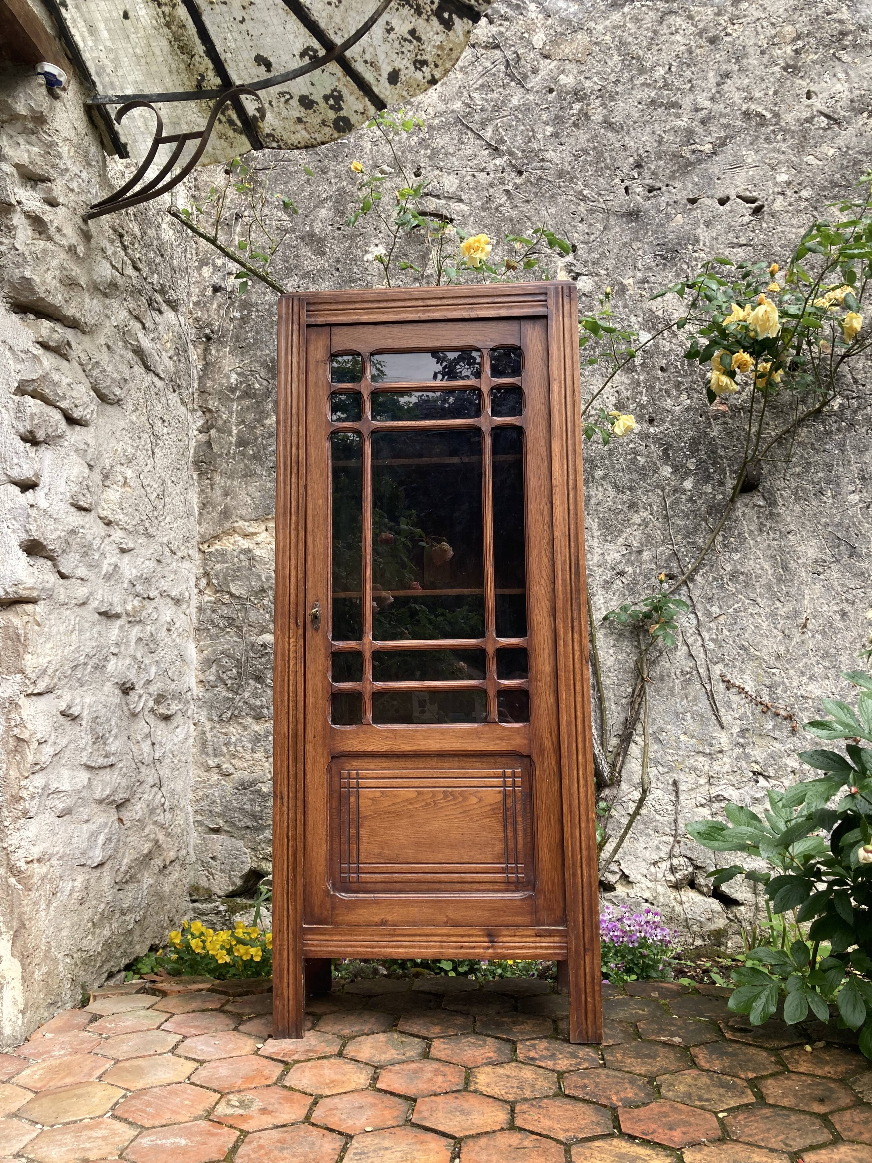 Armoire vitrée style art déco