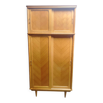 Vintage sliding wardrobe with 2 shelves, Scandinavian inspiration.
