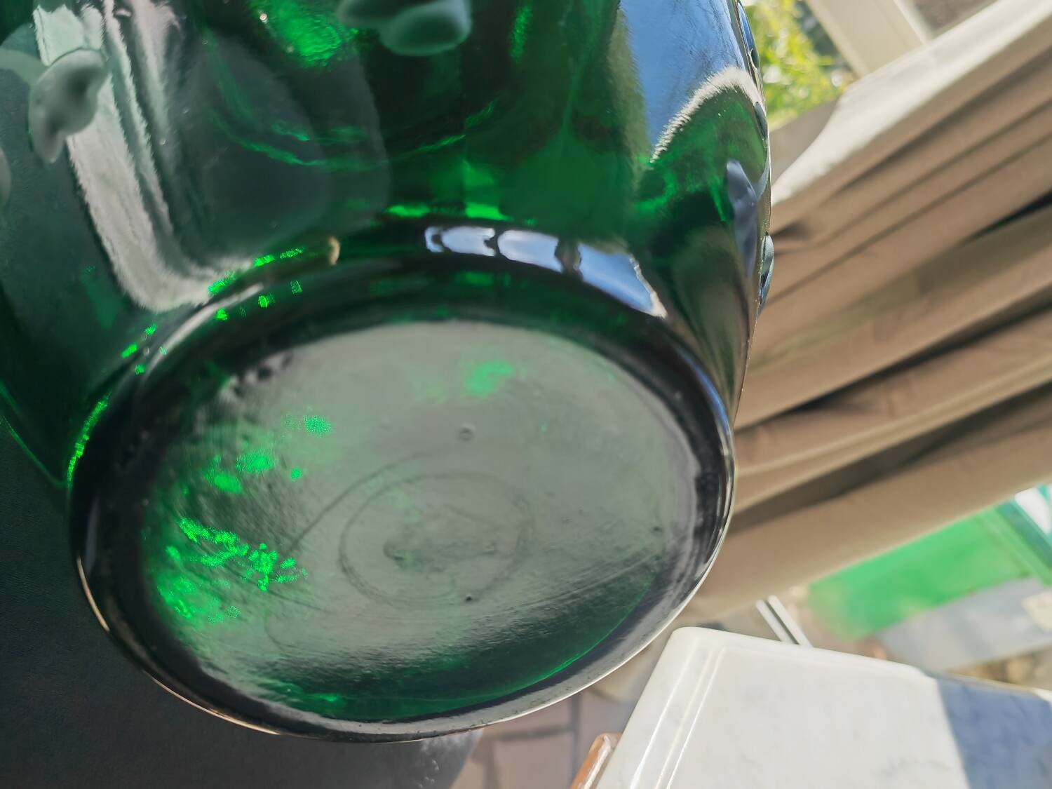 Art Deco emerald vase