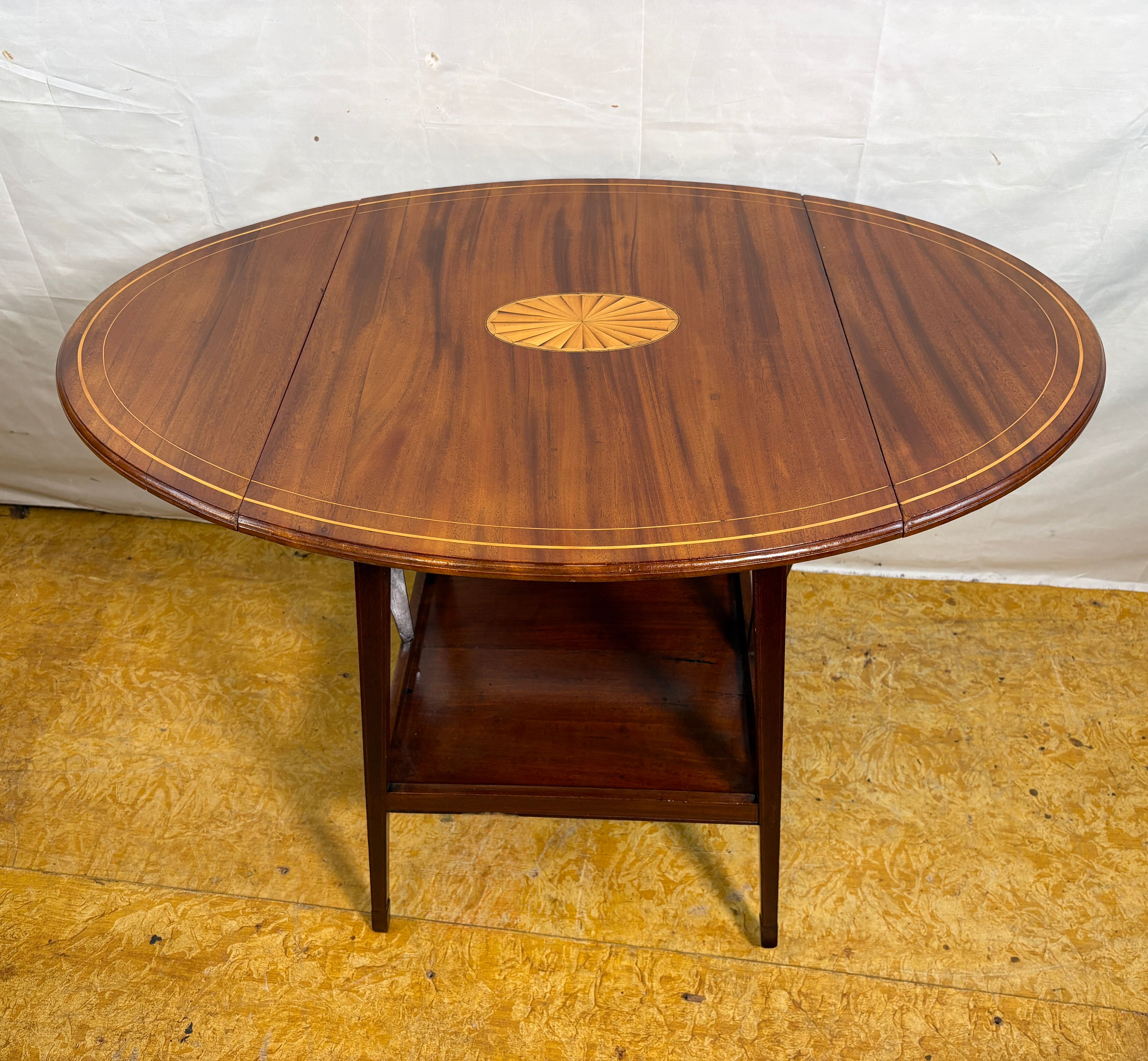 Antique Edwardian Mahogany Oval Drop Leaf Side Table (Circa 1900–1930)