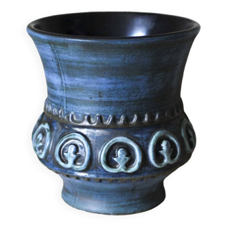 Ceramic vase by Jean de Lespinasse