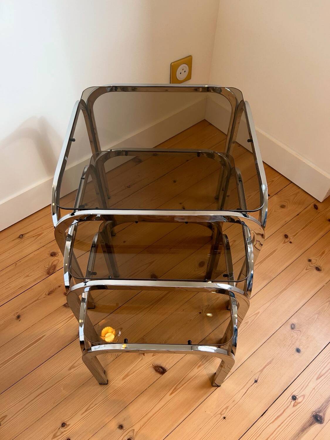 Set of 3 Roche Bobois nesting tables in smoked glass