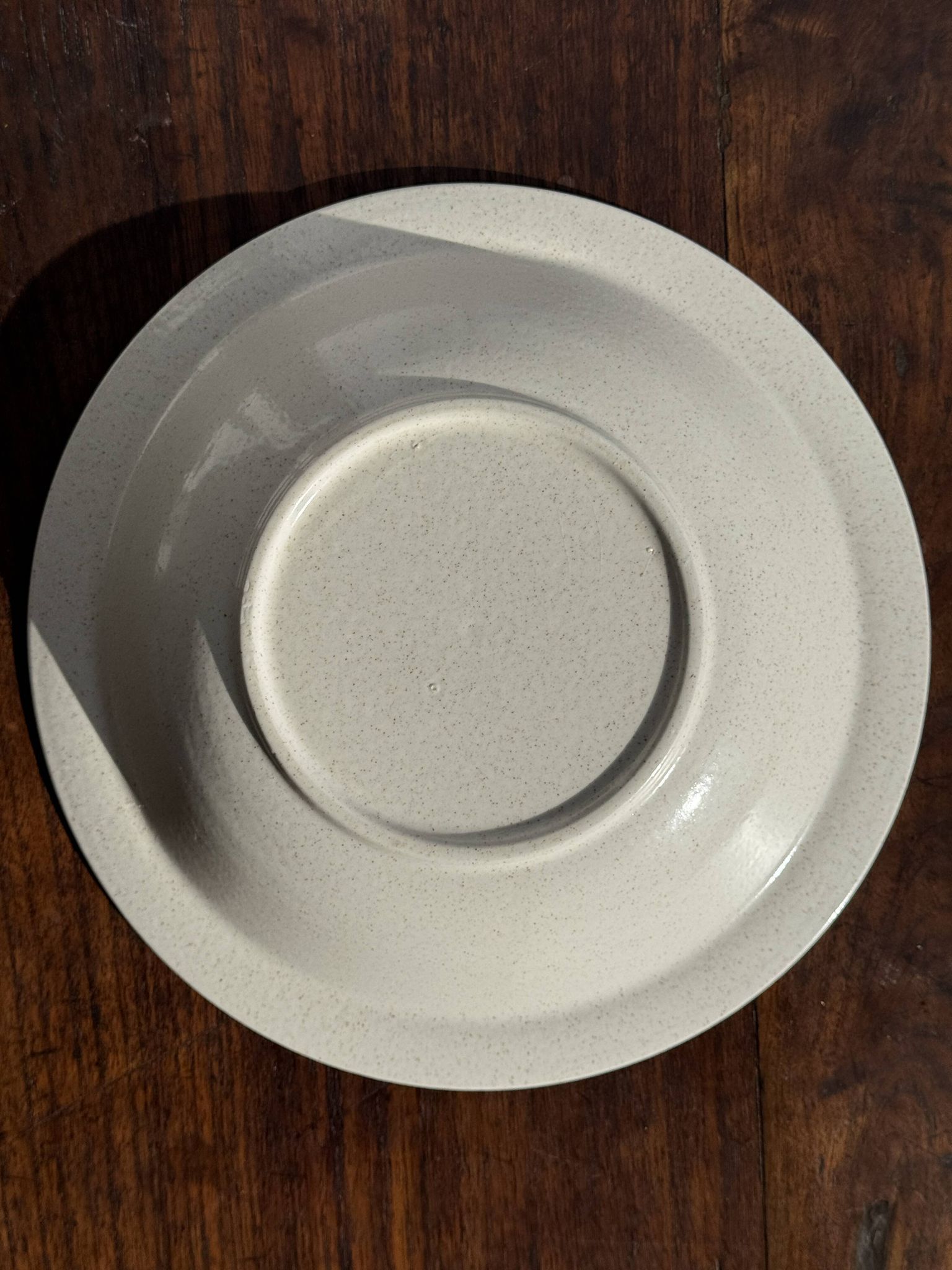 Lot d'un saladier et un plat circulaire frise marron vintage D28
