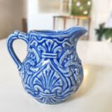 Onnaing milk jug