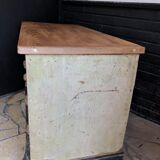 Trade cabinet with drawers