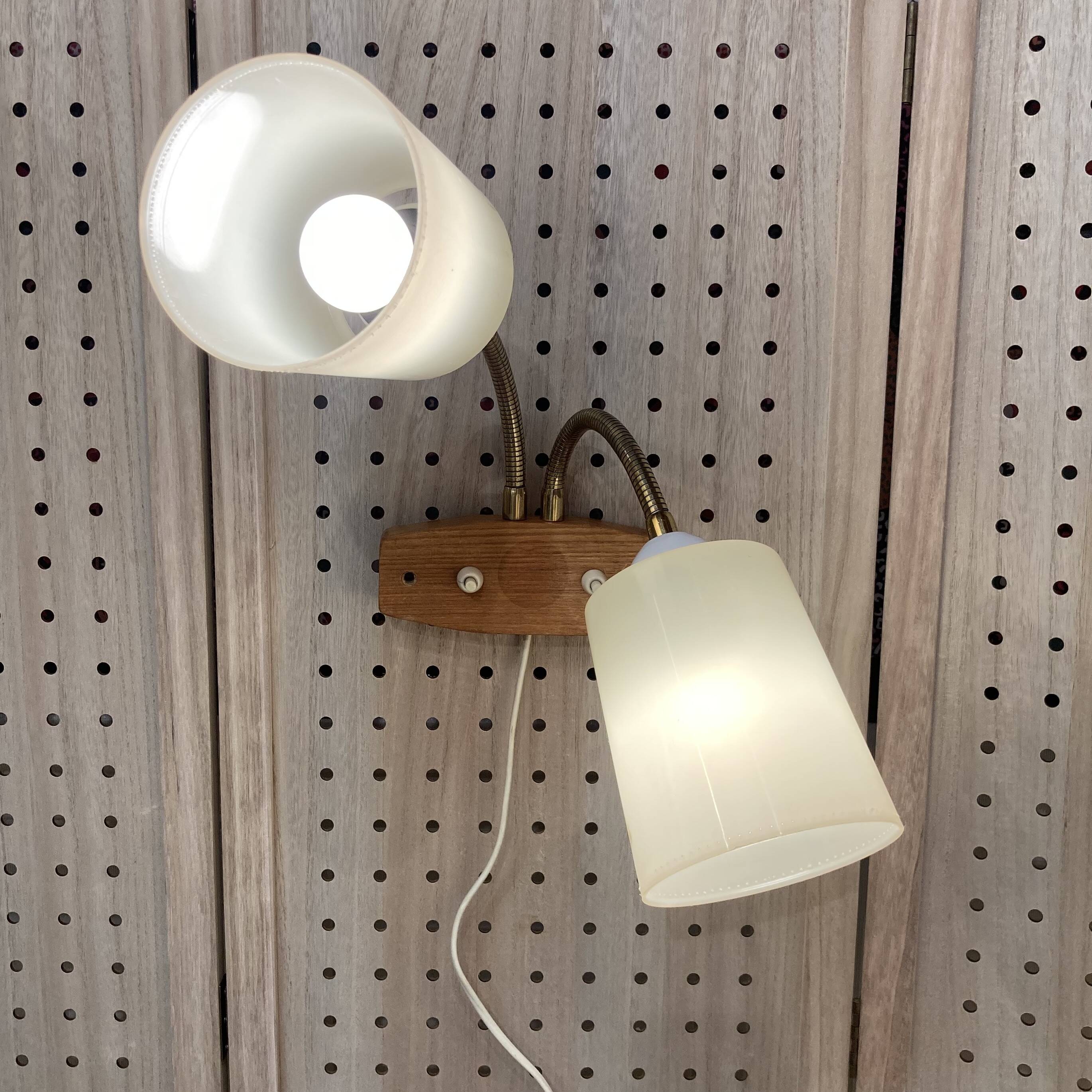 Grande applique double "design 1950".