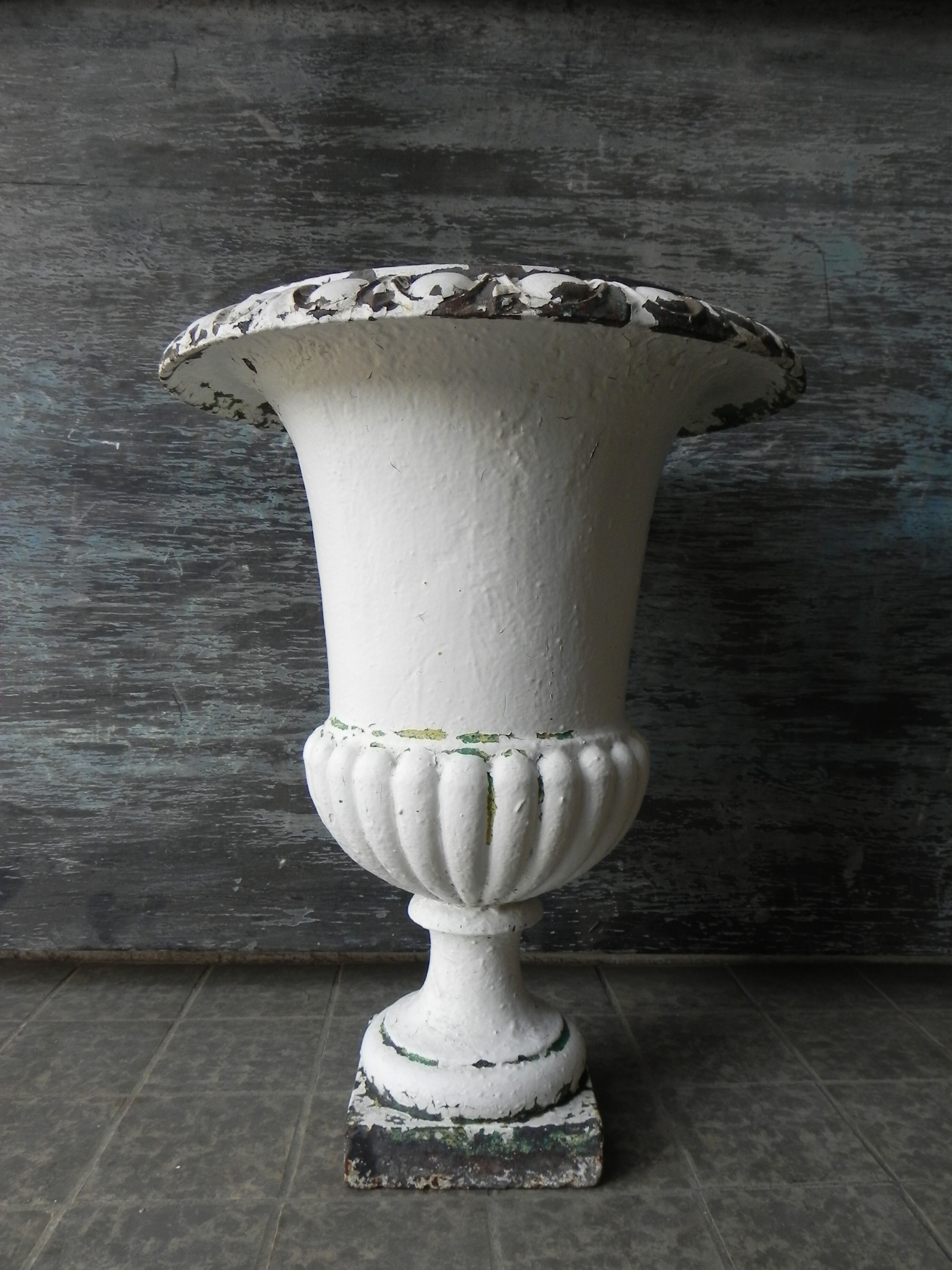 Cast iron vase model Medicis, 65 cm high﻿