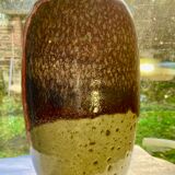 Art deco ceramic vase - signature and imprint to identify