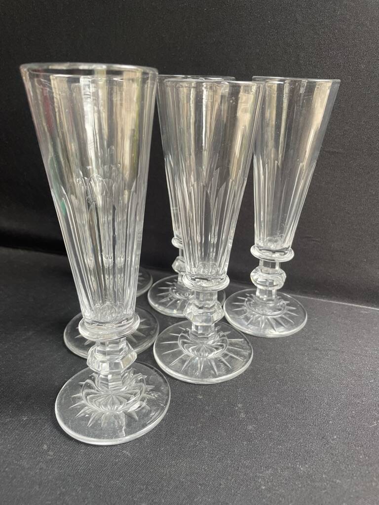 6 Baccarat/Saint Louis champagne flutes - Mid 19th century