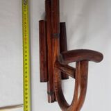 Patère wears rattan wall coat