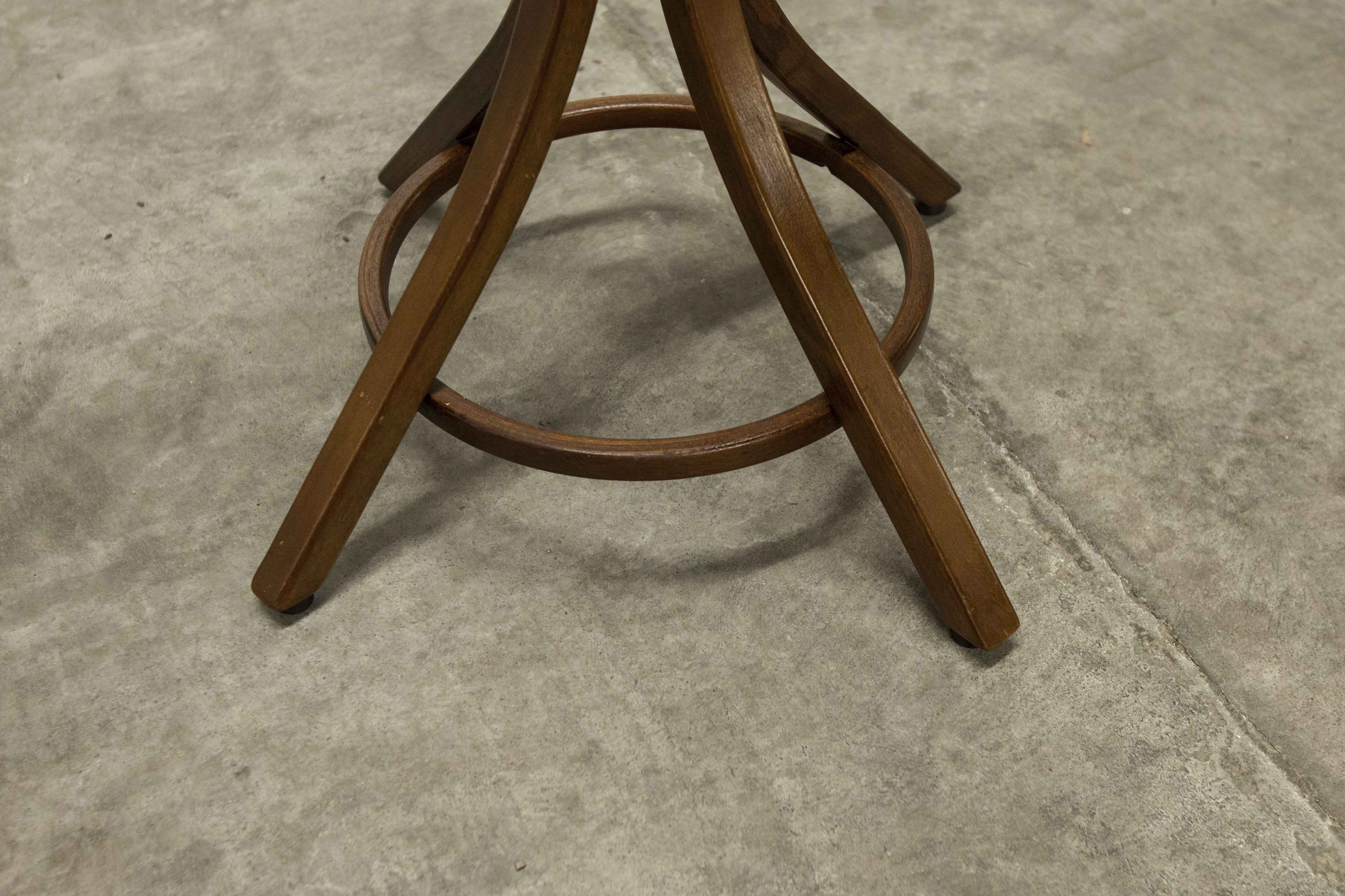Coat rack rotating parrot Baumann 1960