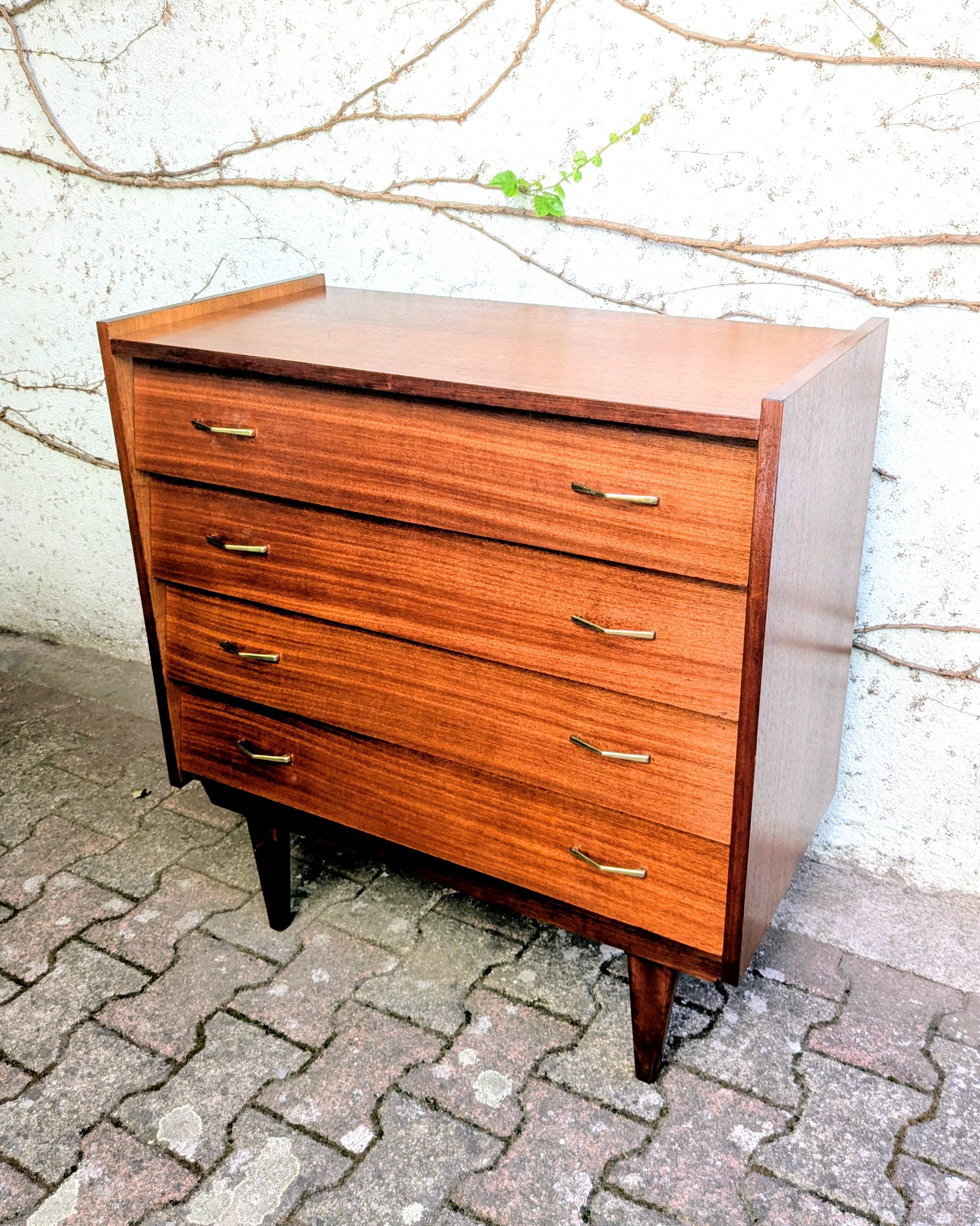 Scandinavian chest of drawers