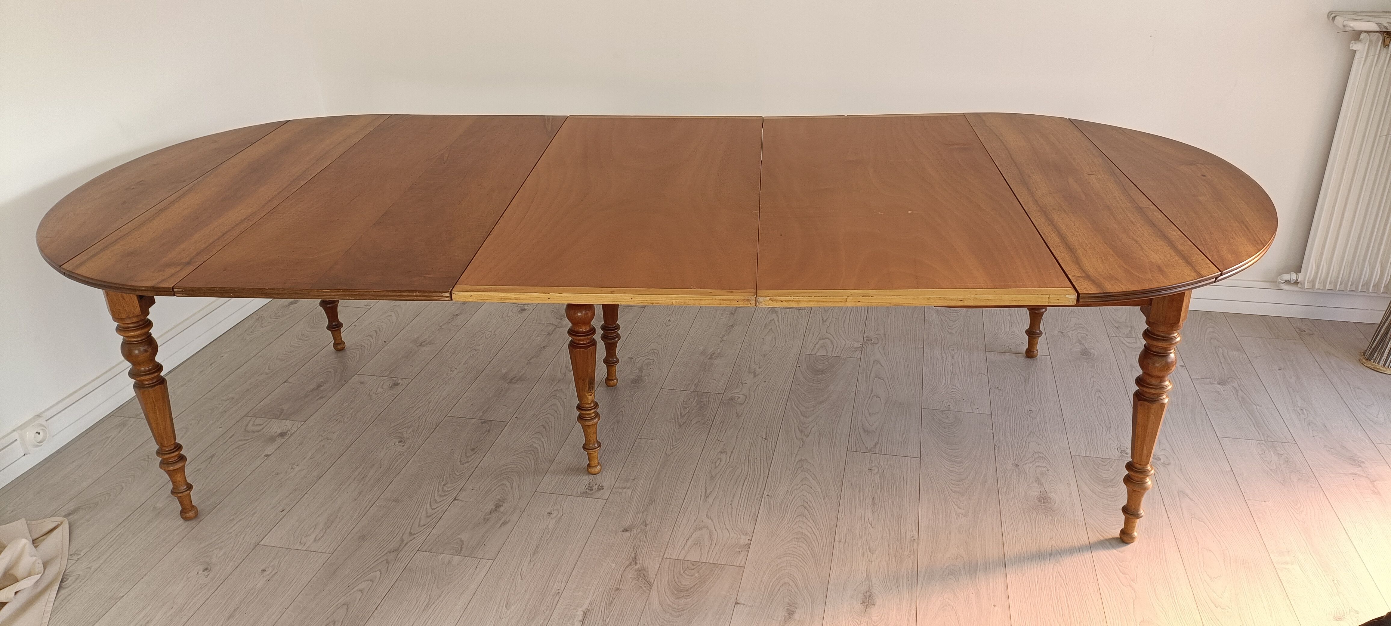 Table Louis Philipe old walnut 6 legs