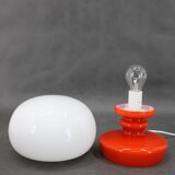 Lampe de table champignon en verre opalin Stepan Tabery des années 1970, Tchécoslovaquie