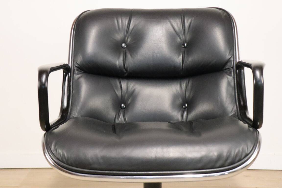 Charles Pollock leather office chair, Knoll edition, 1970