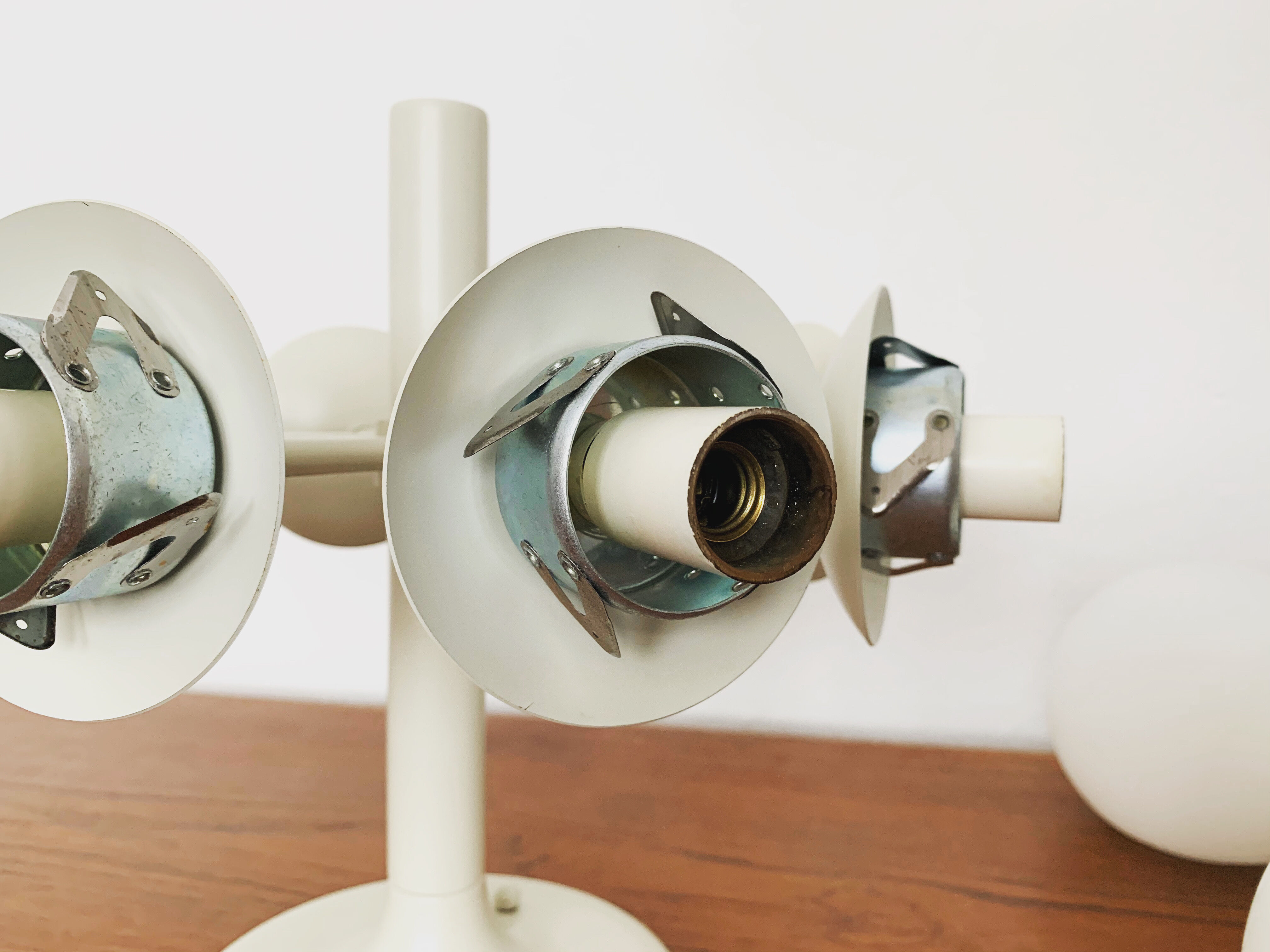 Opaline Sputnik chandelier by Kaiser Leuchten