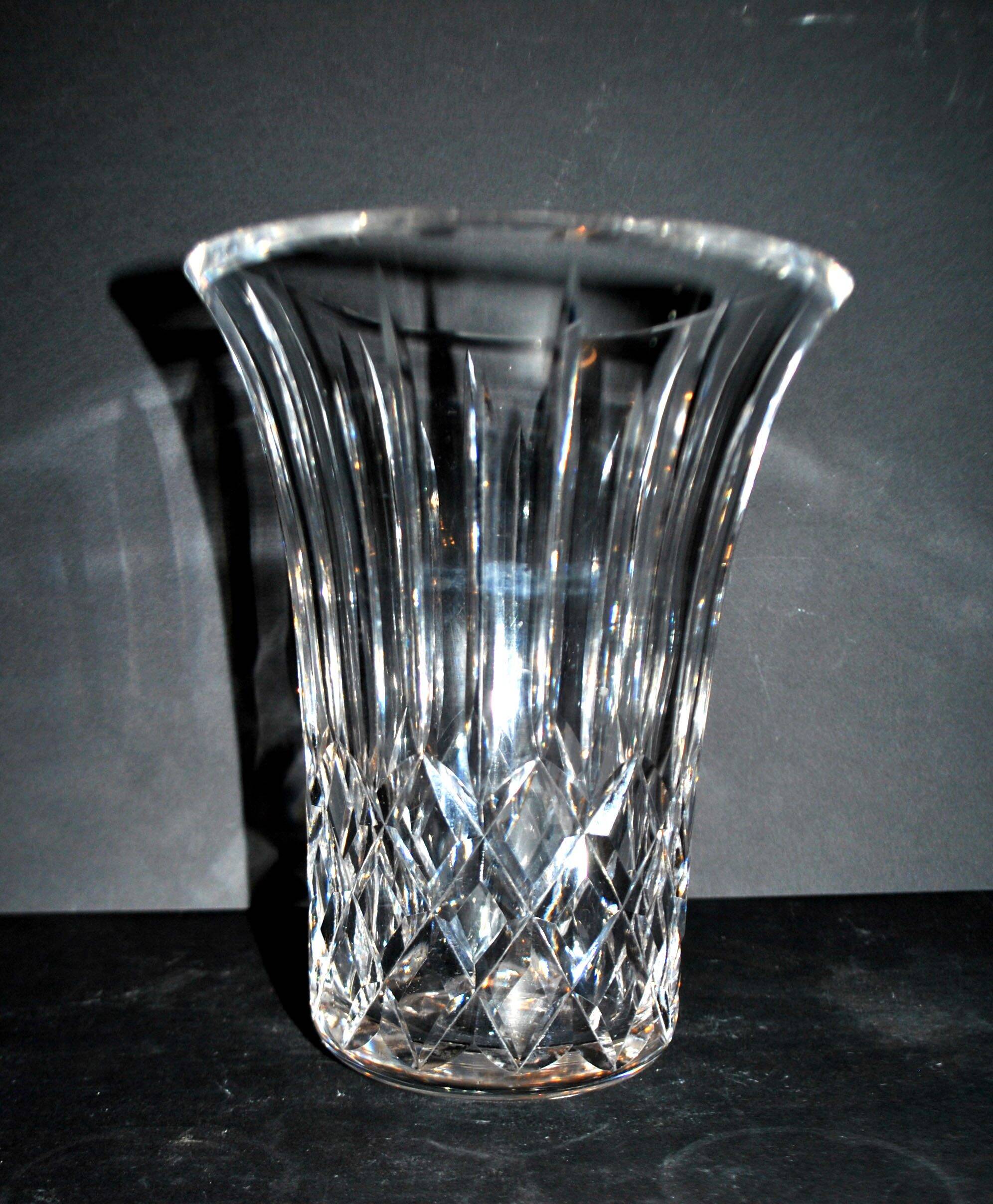 Cut crystal vase signed "Cristal St Louis France" H20