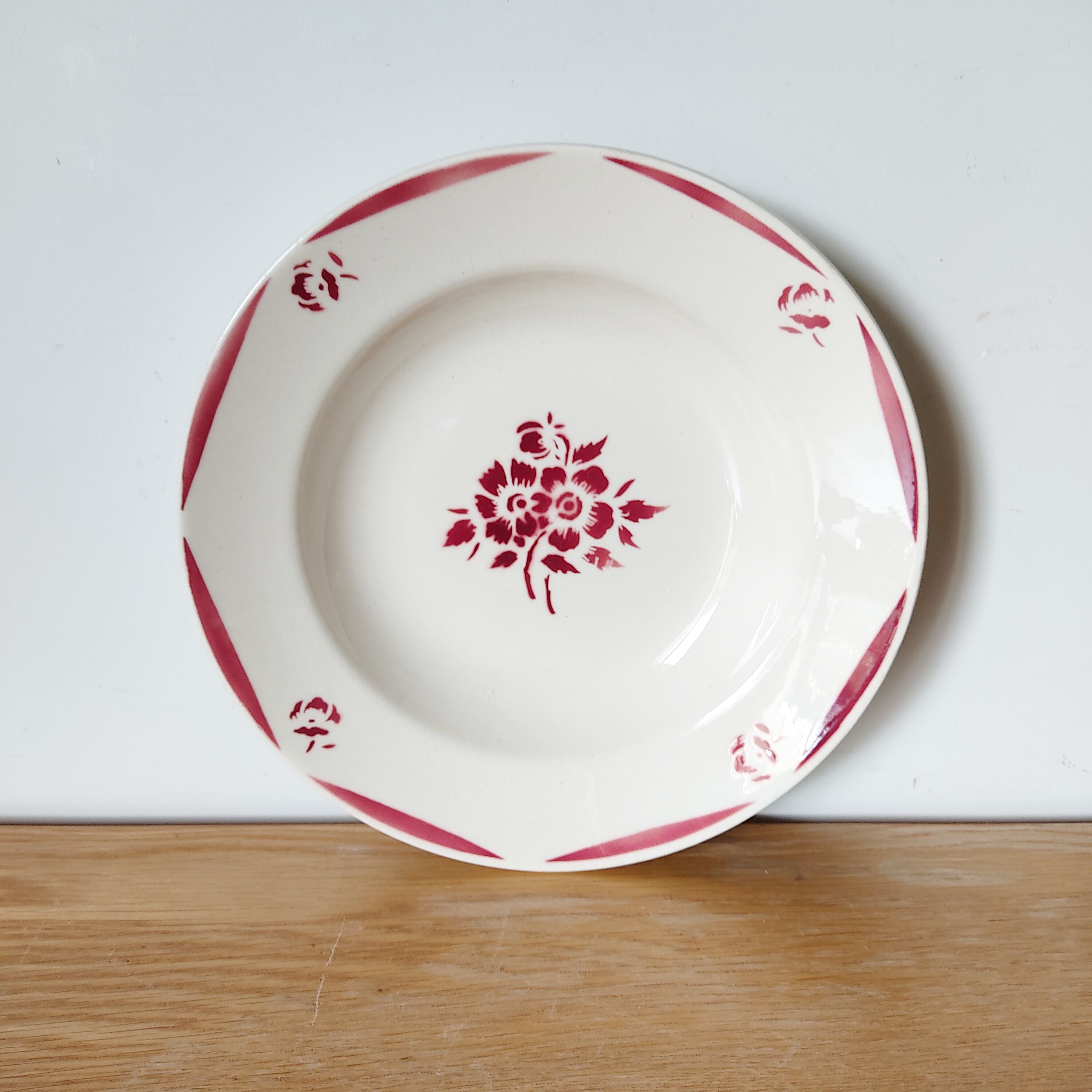 6 old hollow plates