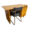 Bureau en bois ancien et son fauteuil